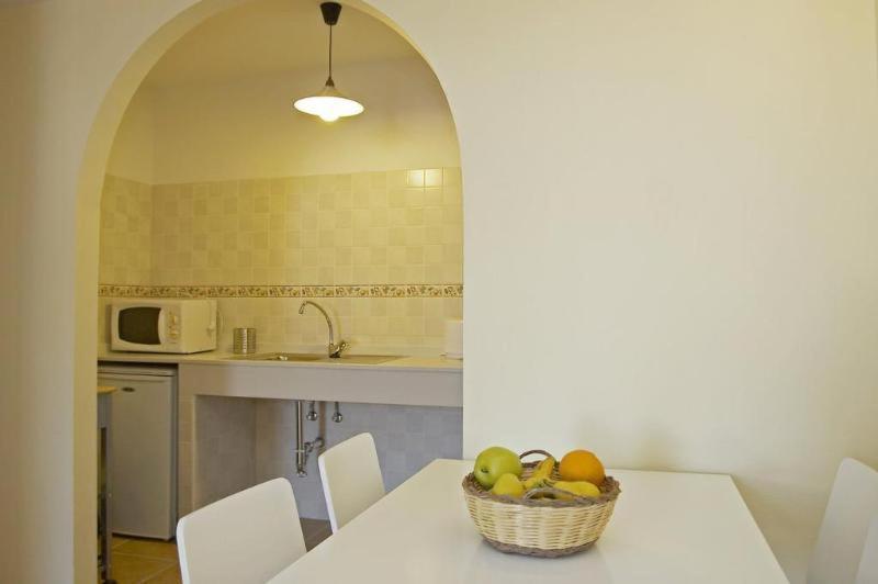 Apartamentos San Francisco Sant Antoni de Portmany Quarto foto